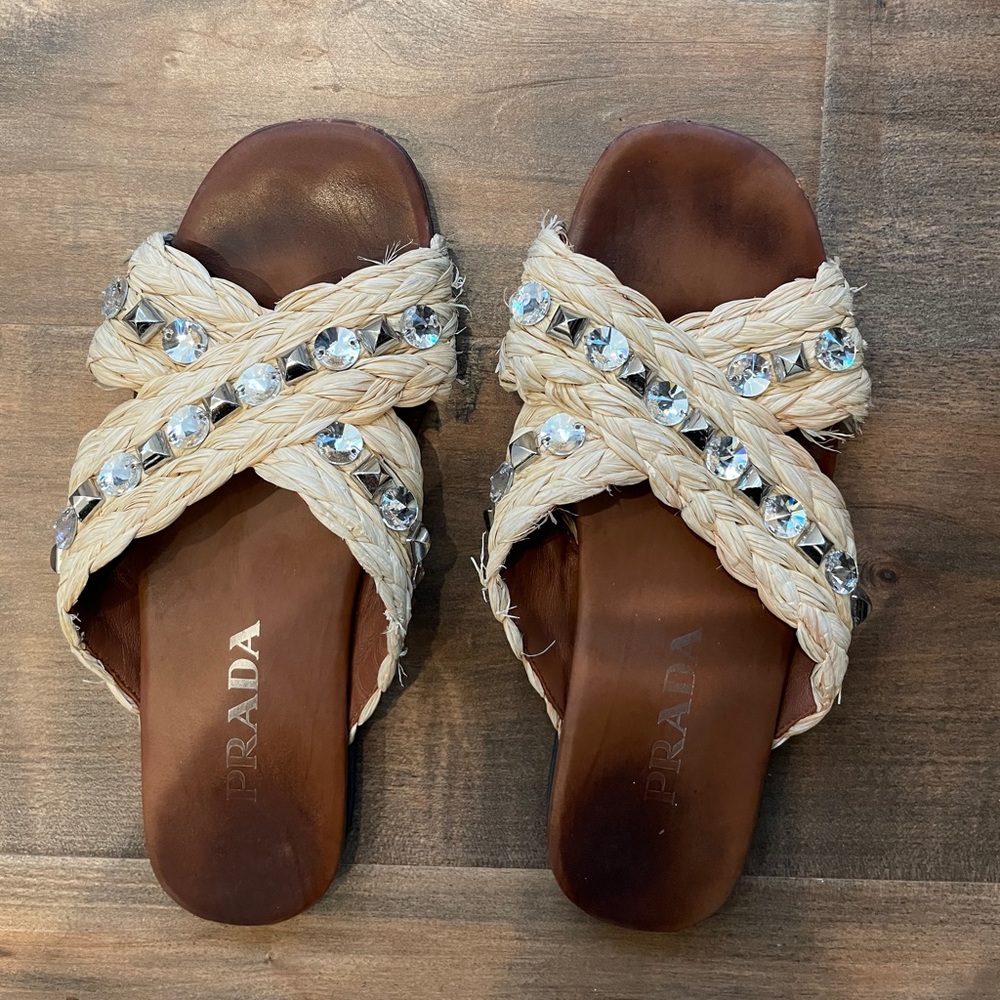 Prada Slides